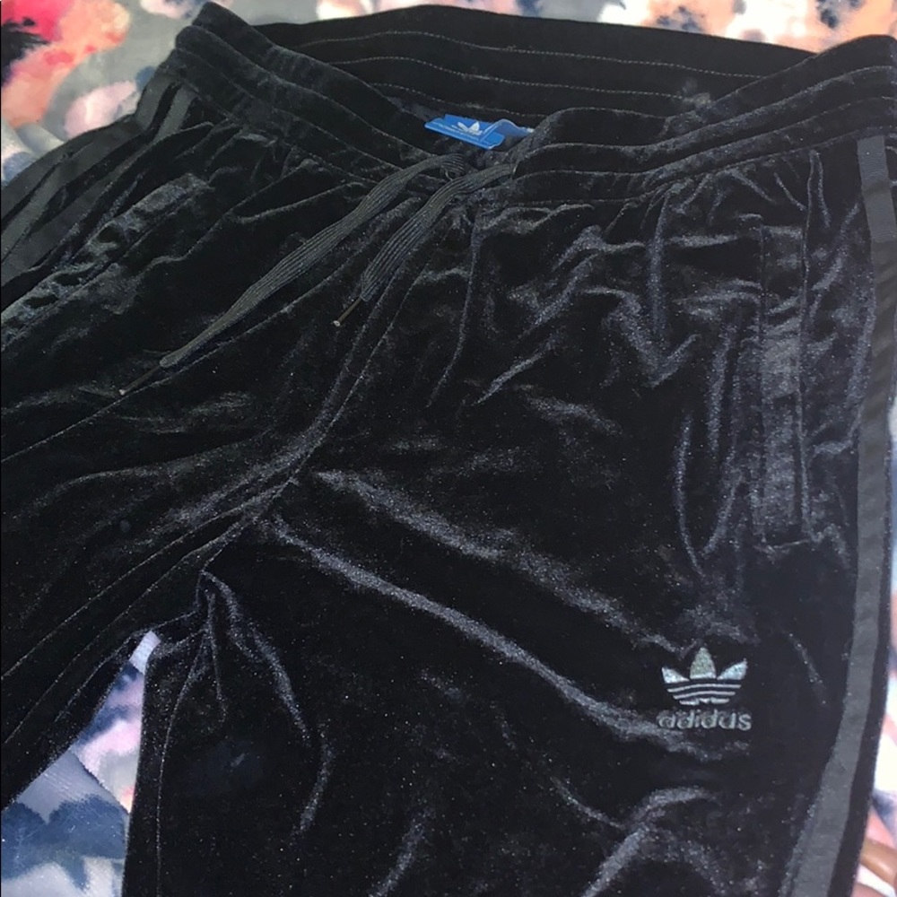 VELVET ADIDAS JOGGERS